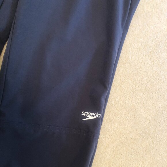 Ladies' Speedo dark blue active wear, perfect for the gym, size medium, - Picture 7 of 8
